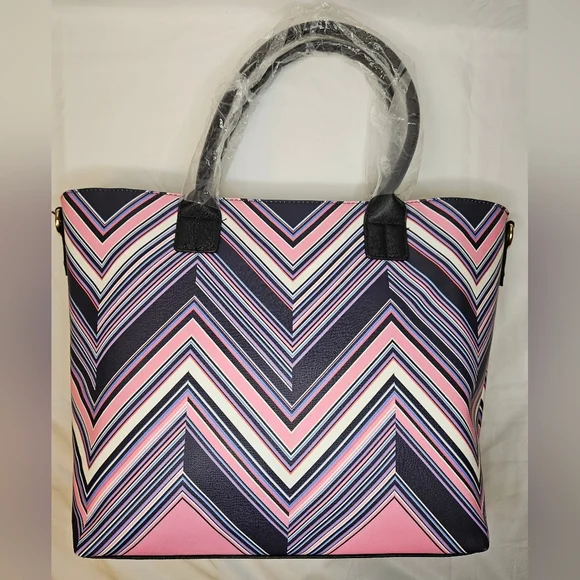 Trina Turk Pink and Black Chevron Tote Bag NWT - Picture 3 of 7